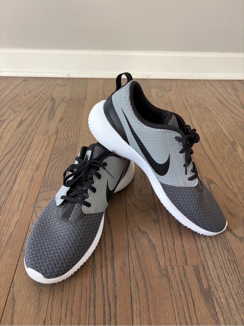 Nike Men's Roshe Golf Shoes, Size 10